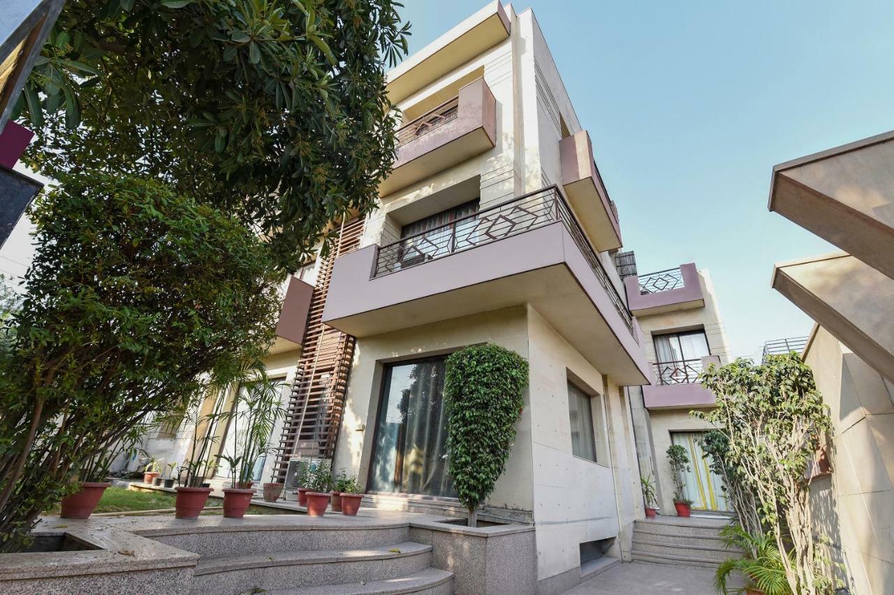 Oyo Flagship 387 Moulsari Avenue Hotel Gurgaon Exterior photo