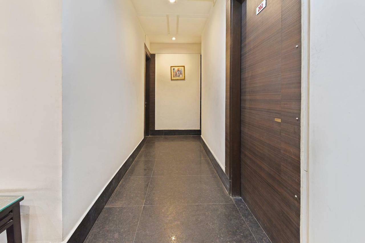 Oyo Flagship 387 Moulsari Avenue Hotel Gurgaon Exterior photo